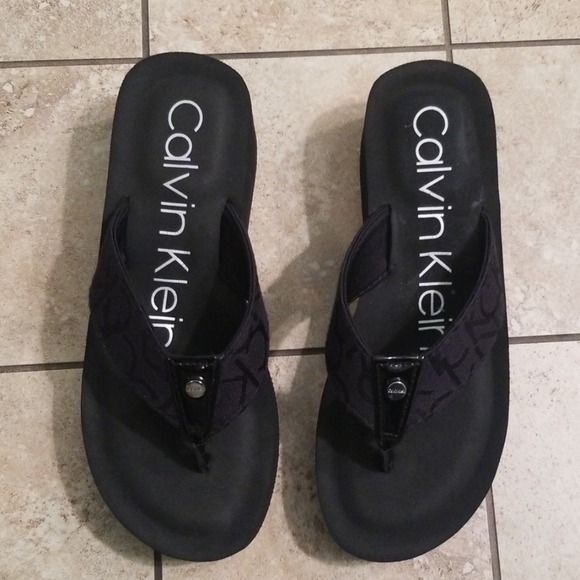 Calvin Klein Shoes - CALVIN KLEIN BLACK MULAN CK LOGO SLIDES SIZE 6
